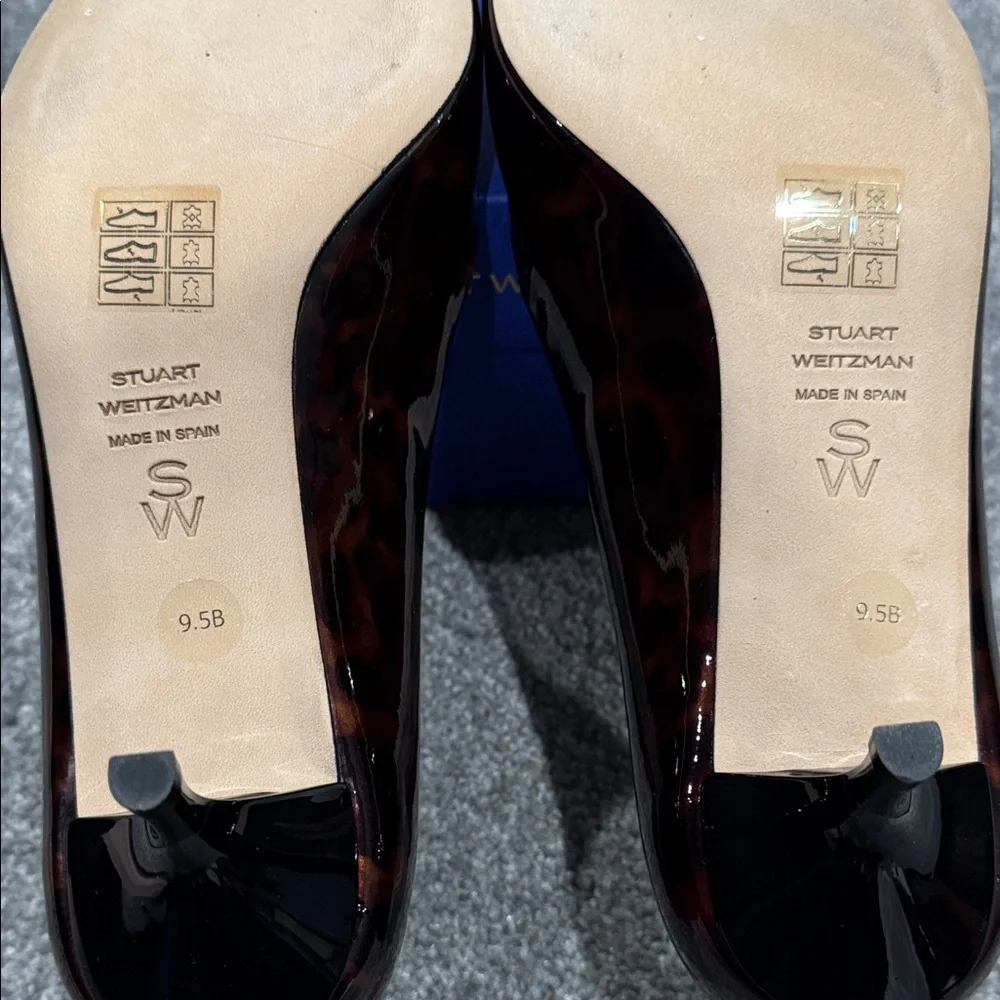 Stuart Weitzman “Stuart Power 50” Patent Pumps Brown in tortoise-print leather - Picture 7 of 8